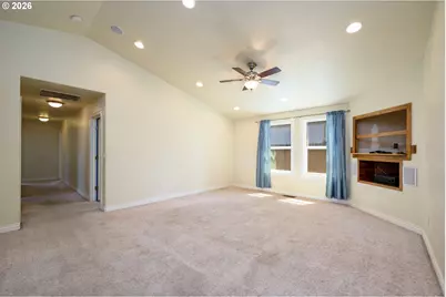 356 Sether Ave, Glendale, OR 97442 - Photo 2