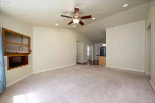 356 Sether Ave, Glendale, OR 97442 - Photo 4