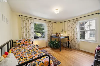 4305 SE Ash St, Portland, OR 97215 - Photo 22