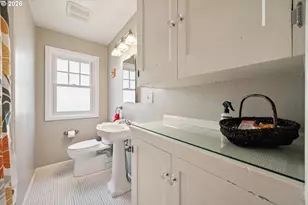 4305 SE Ash St, Portland, OR 97215 - Photo 20