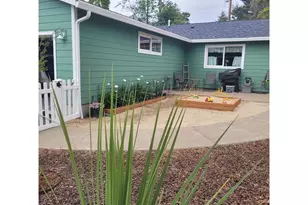 5630 Hacienda Ave, Lincoln City, OR 97367 - Photo 6