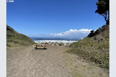 5740 Palisades Dr, Lincoln City, OR 97367 - Photo 46
