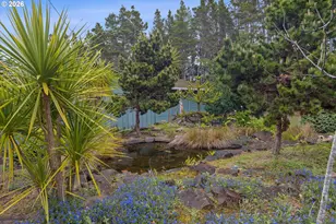 5740 Palisades Dr, Lincoln City, OR 97367 - Photo 40