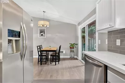 2811 SW Spring Garden St, Portland, OR 97219 - Photo 16