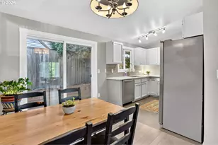 2811 SW Spring Garden St, Portland, OR 97219 - Photo 14