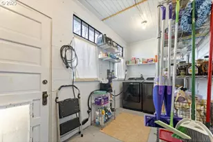 1508 Union Ave, North Bend, OR 97459 - Photo 36