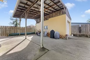 1508 Union Ave, North Bend, OR 97459 - Photo 38