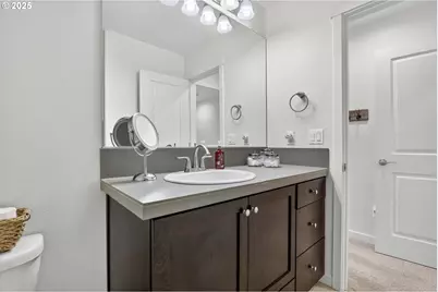 28635 SW Orleans Ave, Wilsonville, OR 97070 - Photo 36