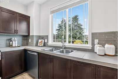 28635 SW Orleans Ave, Wilsonville, OR 97070 - Photo 20