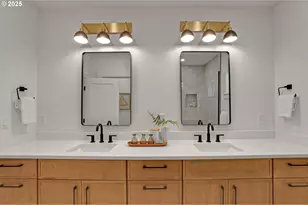 4750 N Kerby Ave, Portland, OR 97217 - Photo 4