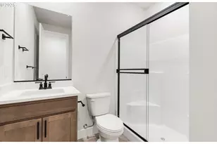 4051 W 4th St, Washougal, WA 98671 - Photo 12