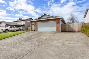 247 Loganberry St, Woodland, WA 98674 - Photo 4