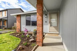 247 Loganberry St, Woodland, WA 98674 - Photo 6