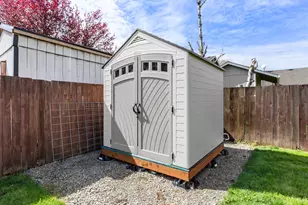 247 Loganberry St, Woodland, WA 98674 - Photo 36