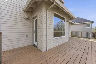 13979 NW Greenwood Dr, Portland, OR 97229 - Photo 42