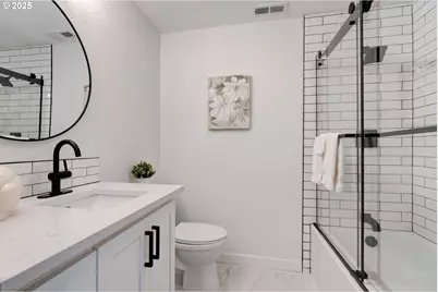 604 S Vermont St, Portland, OR 97219 - Photo 48