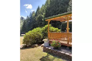 1860 Oar Creek Rd, Reedsport, OR 97467 - Photo 18