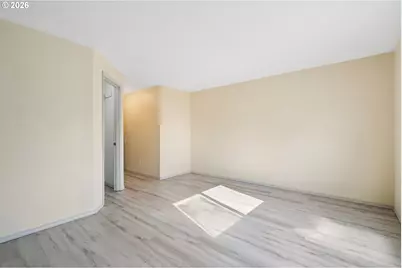 360 NE 78th Ave, Portland, OR 97213 - Photo 28