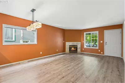 360 NE 78th Ave, Portland, OR 97213 - Photo 8