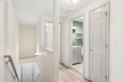 360 NE 78th Ave, Portland, OR 97213 - Photo 18