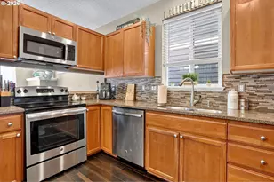 20496 SW Marimar St, Beaverton, OR 97078 - Photo 10