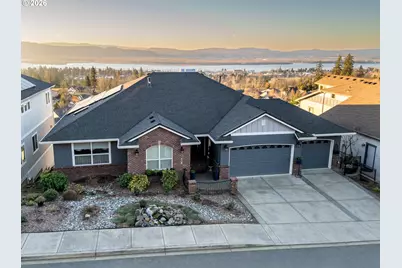 430 N Y St, Washougal, WA 98671 - Photo 2