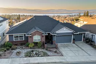 430 N Y St, Washougal, WA 98671 - Photo 2