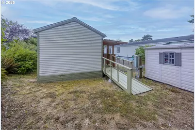 1210 SE 48th Pl #10, Lincoln City, OR 97367 - Photo 22