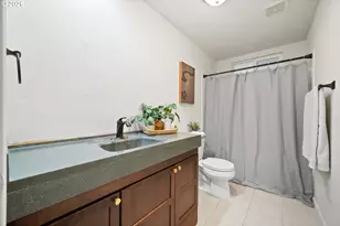 15021 NE 24th St, Vancouver, WA 98684 - Photo 10