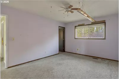 1645 SW 27th St, Gresham, OR 97080 - Photo 18