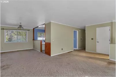 1645 SW 27th St, Gresham, OR 97080 - Photo 6
