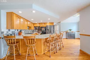 10933 NE Sherwood Dr, Vancouver, WA 98686 - Photo 4