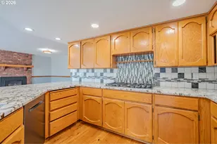 10933 NE Sherwood Dr, Vancouver, WA 98686 - Photo 12