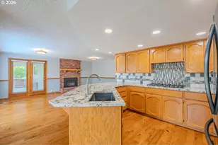 10933 NE Sherwood Dr, Vancouver, WA 98686 - Photo 14