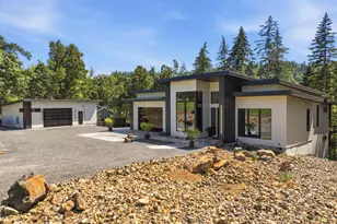 17526 Abiqua Rd NE, Silverton, OR 97381 - Photo 2