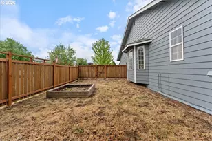 8493 NE Windstone St, Hillsboro, OR 97006 - Photo 42