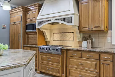 24800 SW Big Fir Rd, West Linn, OR 97068 - Photo 12