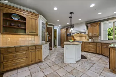 24800 SW Big Fir Rd, West Linn, OR 97068 - Photo 10