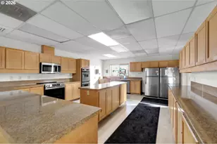 1699 N Terry St, Eugene, OR 97402 - Photo 38