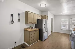 1699 N Terry St, Eugene, OR 97402 - Photo 14