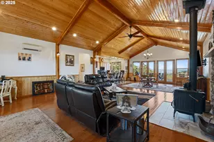 1757 Riddle By Pass Rd, Riddle, OR 97469 - Photo 6