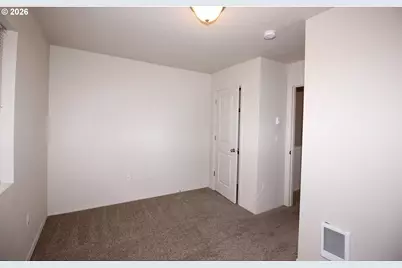 12140 SE Bush St, Portland, OR 97266 - Photo 8
