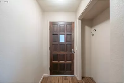 1110 Cascade Dr, Lebanon, OR 97355 - Photo 6