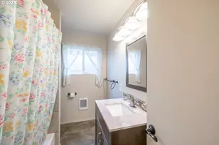 1110 Cascade Dr, Lebanon, OR 97355 - Photo 20