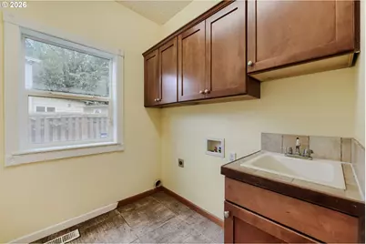 359 Bridge St, Fairview, OR 97024 - Photo 22