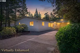 146 42nd Way, Florence, OR 97439 - Photo 2