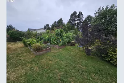 900 Railroad Ave, Lakeside, OR 97449 - Photo 30