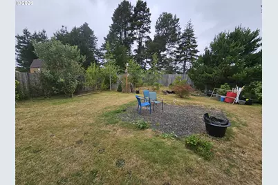 900 Railroad Ave, Lakeside, OR 97449 - Photo 32
