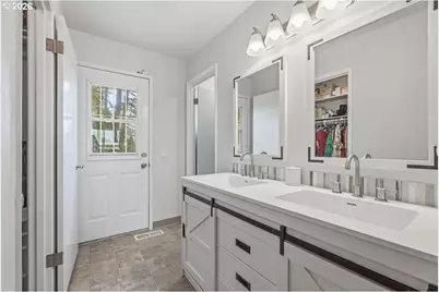 9890 SW Grabhorn Rd, Beaverton, OR 97007 - Photo 22