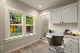 3645 SE Center St, Portland, OR 97202 - Photo 18